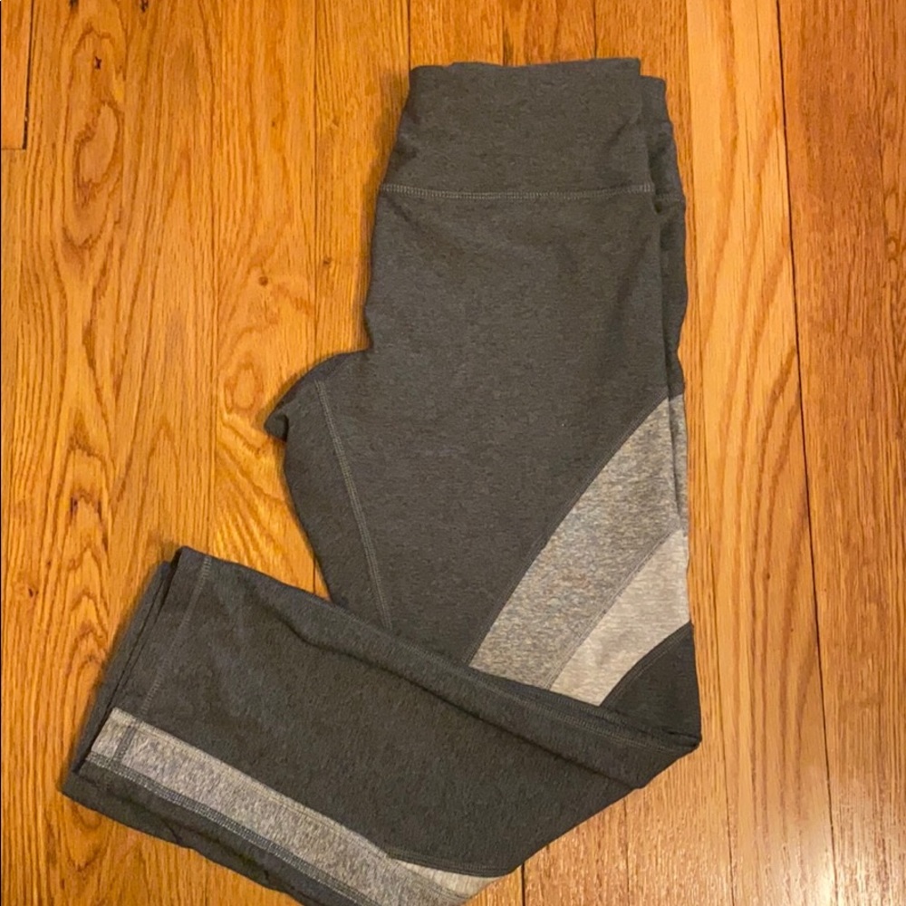 Calvin Klein performance capri leggings